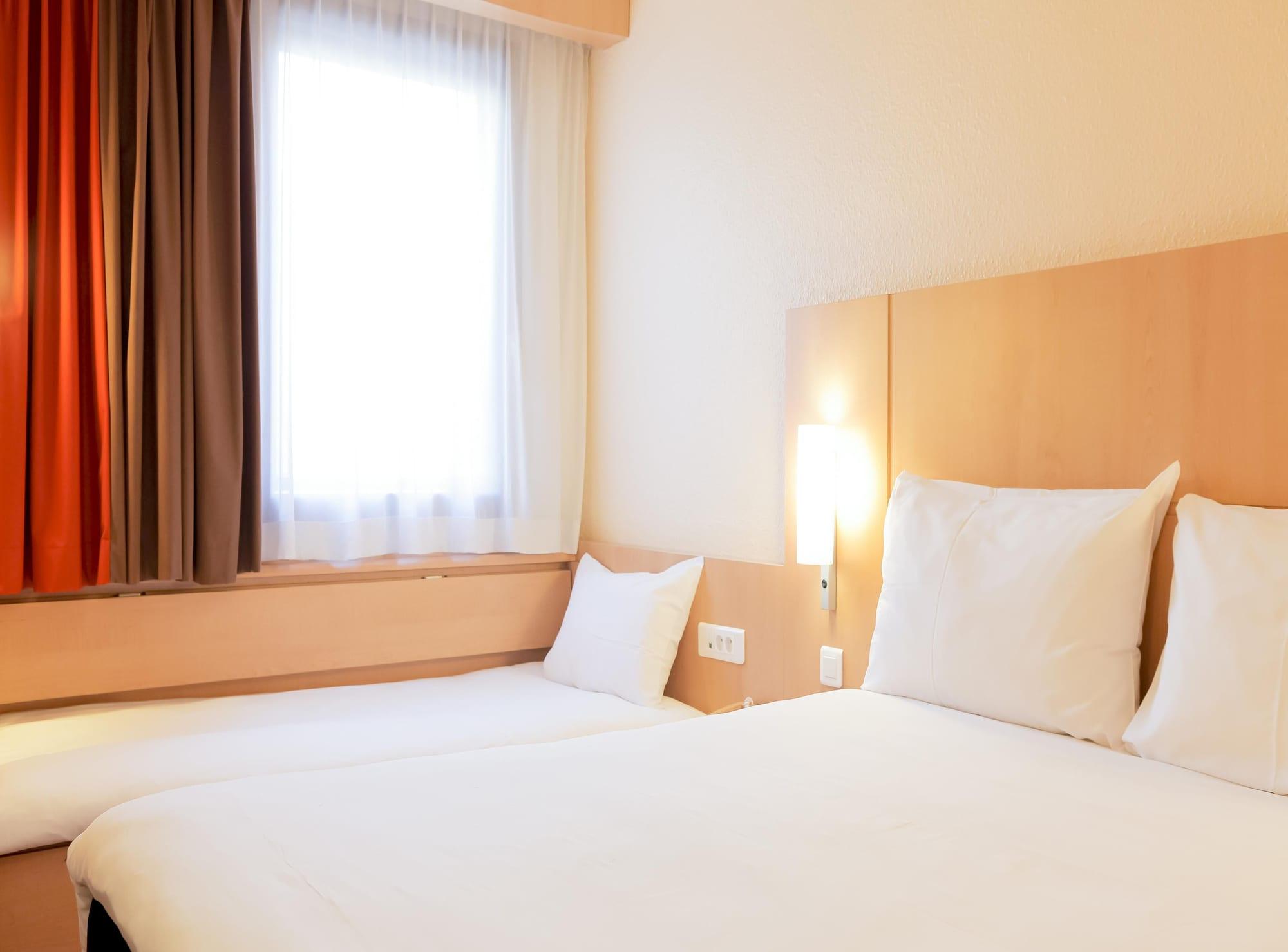 ไอบิส เกรอนอบล์ ซองทร์ บาสติล Hotel เกรอน็อบล์ ภายนอก รูปภาพ