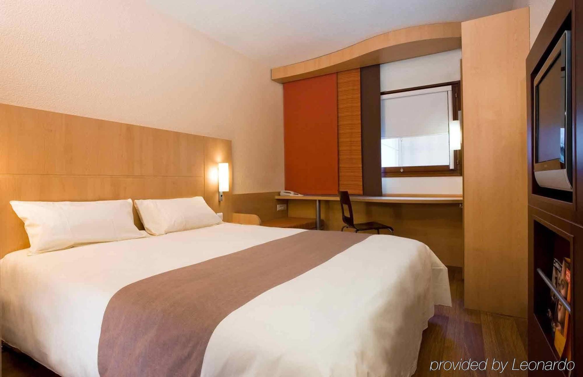 ไอบิส เกรอนอบล์ ซองทร์ บาสติล Hotel เกรอน็อบล์ ภายนอก รูปภาพ